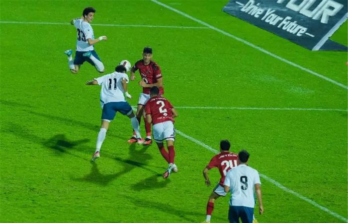 بالبلدي : رجل
      مباراة
      الأهلي
      والقناة
      في
      الدوري
      المصري