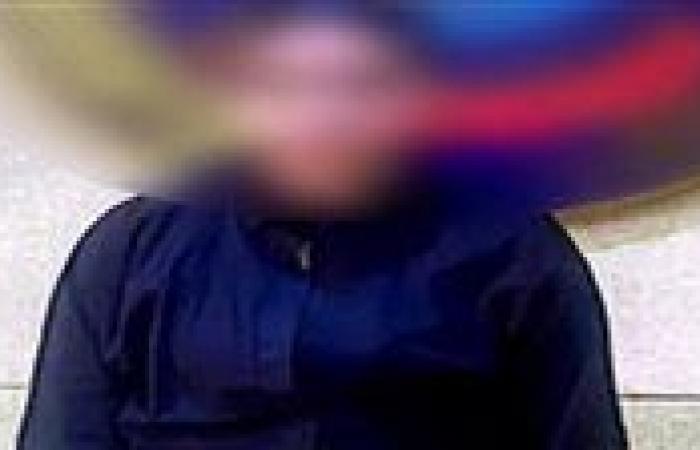 بالبلدي: ضبط
      صانعة
      محتوى
      لنشرها
      مقاطع
      فيديو
      خادشة
      للحياء
      عبر
      الإنترنت
      بالجيزة