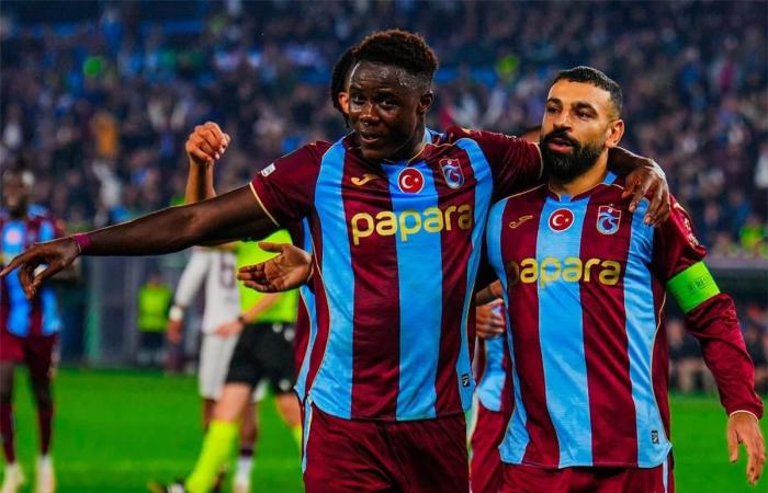 بالبلدي : فيديو
      |
      محمد
      صلاح
      يتألق
      وطرابزون
      يتخطى
      عقبة
      هارتس
      بدوري
      المؤتمر
      الأوروبي