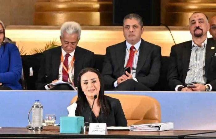 وزيرة
      التضامن:
      48,225
      حضانة
      على
      مستوى
      الجمهورية..
      و1.77
      مليون
      طفل
      ملتحق
      فعليًا
      بدور
      الحضانات
