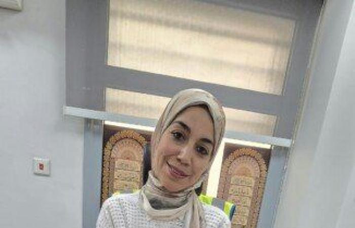 بالبلدي: «14
      سرنجة»
      بطرد
      قادم
      من
      أمريكا..
      جمارك
      القاهرة
      تكشف
      مفاجأة
      خطيرة