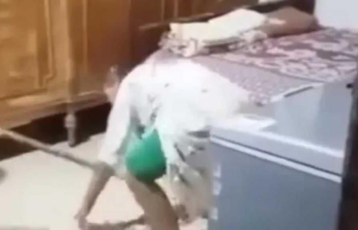 ضبط
      سيدة
      بتهمة
      الاعتداء
      على
      شقيقتها
      من
      ذوي
      الإعاقة
      بعصا
      في
      المحلة