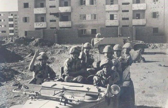 بالبلدي: مصطفى
      بكري
      يستعيد
      بطولات
      السويس
      في
      مواجهة
      محاولة
      الاقتحام
      الإسرائيلي
      عام
      1973