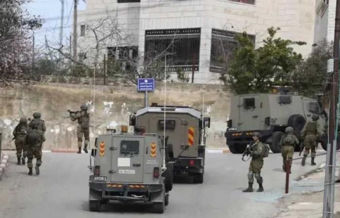 الحكومة
      الفلسطينية
      تحذر
      من
      تصعيد
      الاحتلال
      في
      الضفة
      الغربية
      وتهجير
      سكان
      الخليل