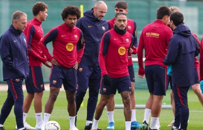 بالبلدي : سبورت
      تكشف
      تشكيل
      برشلونة
      أمام
      ريال
      مدريد..
      ودور
      حمزة
      عبد
      الكريم