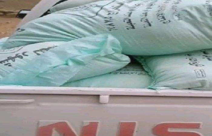 بالبلدي: قبل
      بيعها
      بالسوق
      السوداء..
      ضبط
      7
      أطنان
      دقيق
      مدعم
      في
      حملة
      تموينية