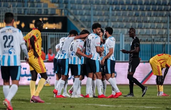 بالبلدي : طبيب
      بيراميدز
      يوضح
      تفاصيل
      إصابة
      نذير
      بو
      علي
      ضد
      المريخ