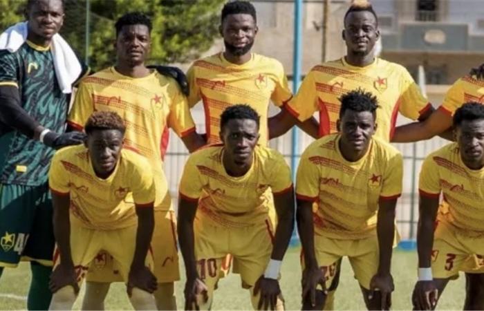 بالبلدي : المريخ
      السوداني
      يخسر
      من
      حوريا
      الغيني
      ويودع
      دوري
      أبطال
      إفريقيا