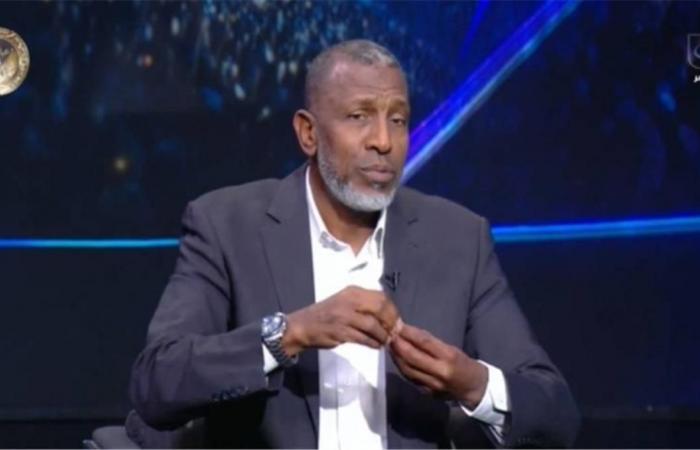 بالبلدي : ربيع
      ياسين
      يشيد
      بعموتة
      بعد
      رباعية
      كيتارا..
      ويصرح:
      لاعب
      الأهلي
      له
      دور
      مهم
      جدًا