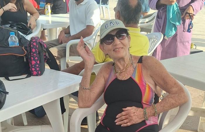 بالبلدي: فريق
      «الجزيرة»
      سيدات
      يحصد
      المركز
      الثاني
      في
      بطولة
      الجمهورية
      للسباحة
      بـ
      «هليوبوليس
      الشروق»