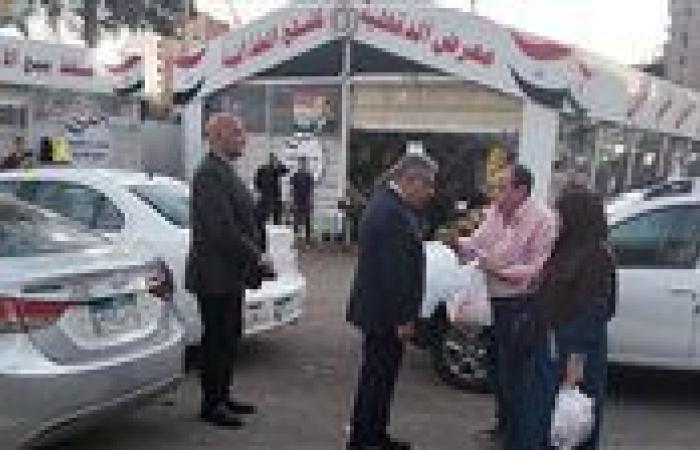 بالبلدي: محافظ
      الدقهلية
      يتفقد
      المعرض
      الدائم
      للسلع
      الغذائية
      بحي
      شرق
      المنصورة