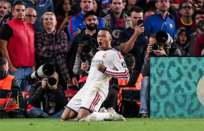 بالبلدي : مبابي
      يحقق
      رقمًا
      قياسيًا
      في
      تاريخ
      ريال
      مدريد
      بعد
      ثنائيته
      أمام
      برشلونة