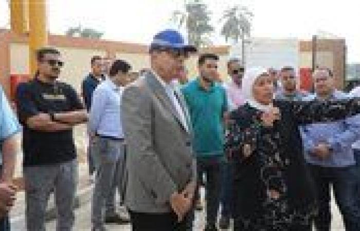 بالبلدي: محافظ
      المنيا
      يتابع
      مشروعات
      «حياة
      كريمة»
      للصرف
      الصحي
      بديرمواس