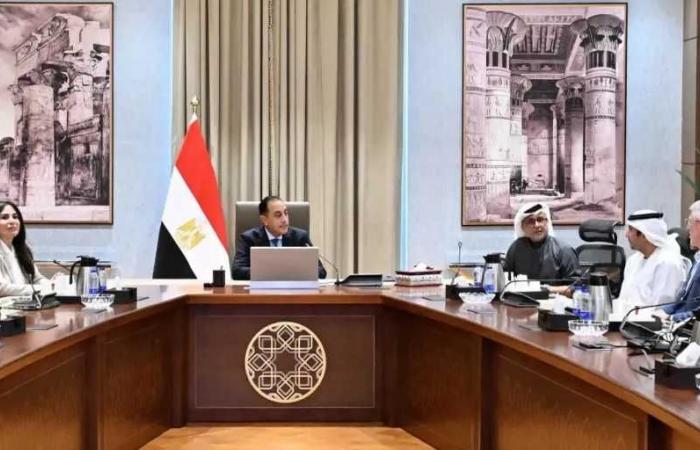 رئيس
      الوزراء
      يتابع
      مستجدات
      تنفيذ
      مشروعات
      مدينة
      ”رأس
      الحكمة”