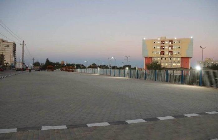 بالبلدي : جامعة
      قنا
      تكشف
      حقيقة
      صور
      القمامة
      وتعلن
      إنشاء
      ساحة
      انتظار
      بمحيط
      المستشفيات
      الجامعية