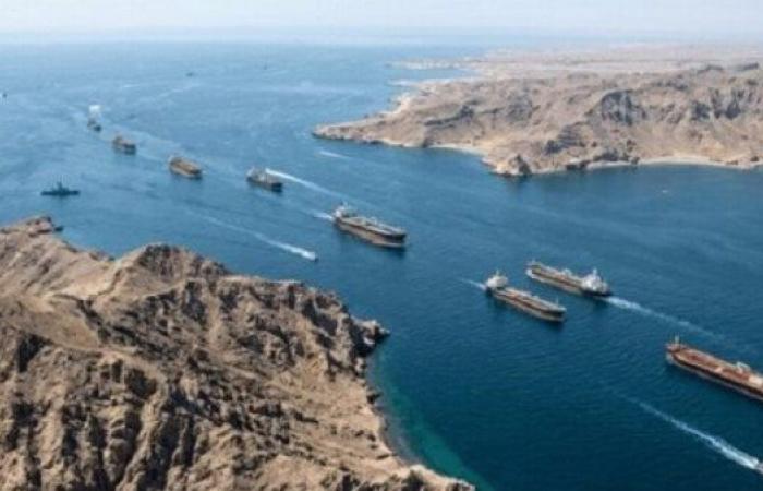 بالبلدي: القيادة
      المركزية
      الأمريكية:
      مزاعم
      انسحاب
      قواتنا
      من
      مضيق
      هرمز
      غير
      صحيحة