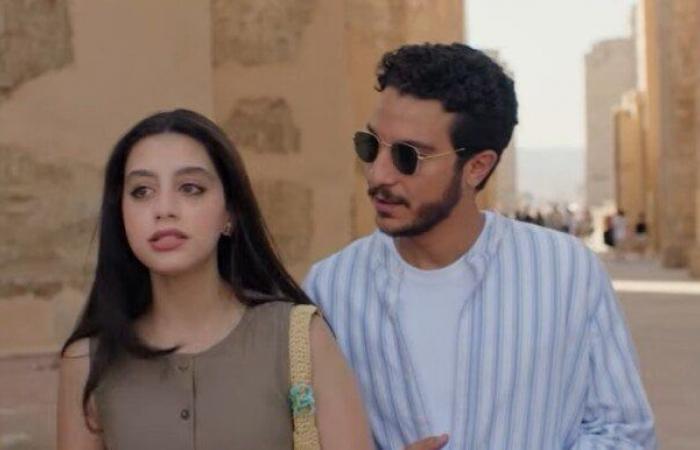 بالبلدي : 11
      مليون
      جنيه..
      إجمالي
      إيرادات
      «ولا
      كان
      عالبال»
      بأسبوعه
      الأول
      في
      السينما
