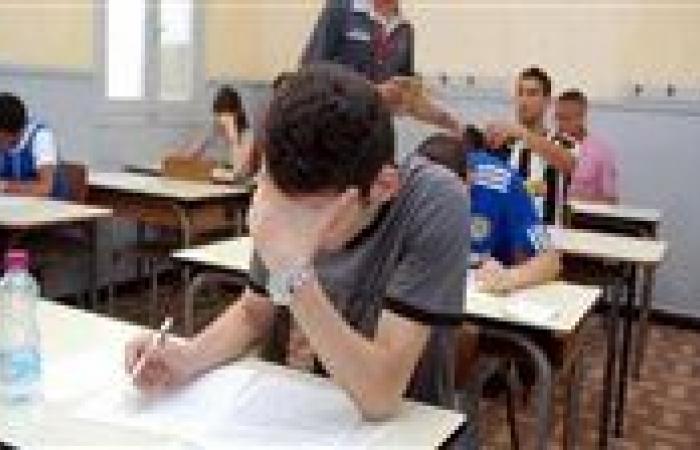 بالبلدي: طلاب
      ثانية
      ثانوي
      منازل..
      التعليم
      تحسم
      موقف
      البكالوريا
      وامتحانات
      مايو
      2027