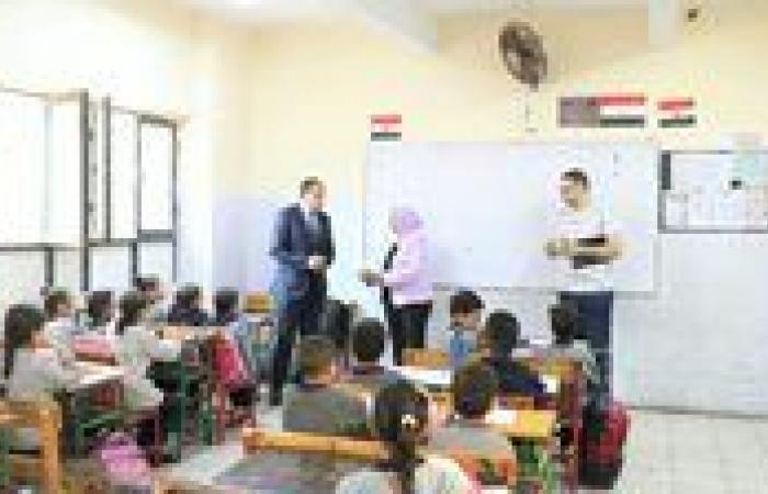 بالبلدي: مدير
      تعليم
      الجيزة
      يتفقد
      مدارس
      كرداسة
      ويشدد
      على
      الانضباط
      ودعم
      الطلاب