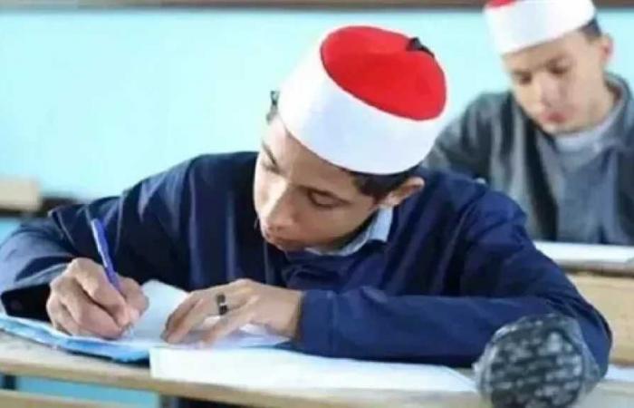 بالرابط..
      خطوات
      تسجيل
      استمارة
      الشهادتين
      الابتدائية
      والإعدادية
      الأزهرية
      2027
      والأوراق
      المطلوبة