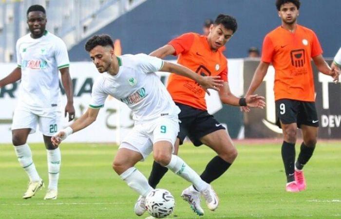 بالبلدي: التشكيل
      الرسمي
      لمباراة
      المصري
      والبنك
      الأهلي
      في
      الدوري
      الممتاز