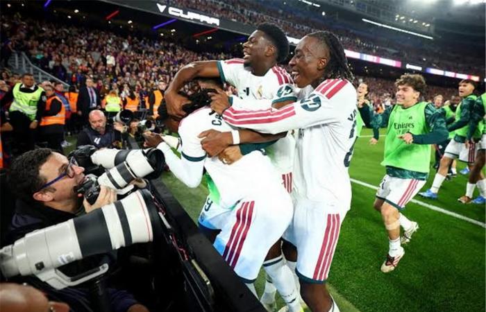 بالبلدي : بعد
      ضبط
      المعتدي
      على
      كامافينجا
      ..
      قرار
      جديد
      من
      برشلونة
      لمواجهة
      شغب
      جماهيره