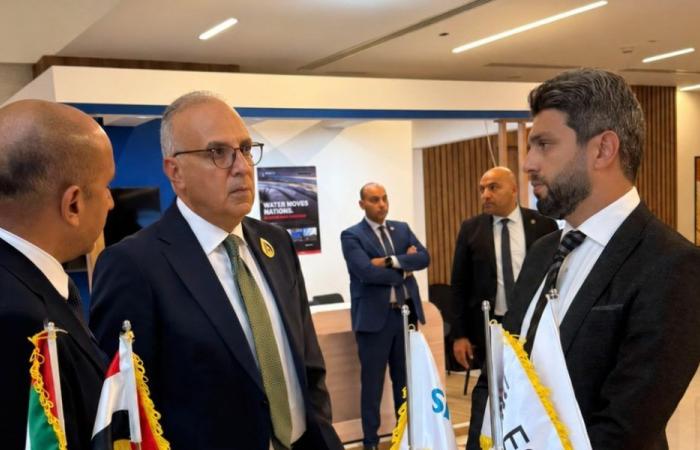 بالبلدي : «ESS
      AE
      Holding»
      تستعرض
      حلولًا
      ذكية
      لإدارة
      المياه
      وتطوير
      البنية
      التحتية