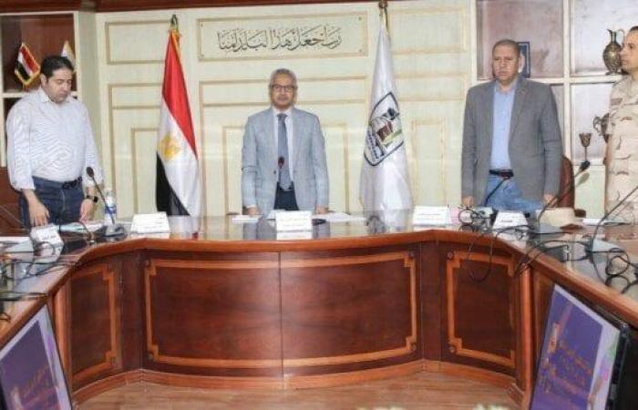 بالبلدي: قبل
      مناقشة
      ملفات
      التقنين..
      لفتة
      إنسانية
      من
      محافظ
      بني
      سويف
      ترحمًا
      على
      ضحايا
      «حادث
      المثلث»