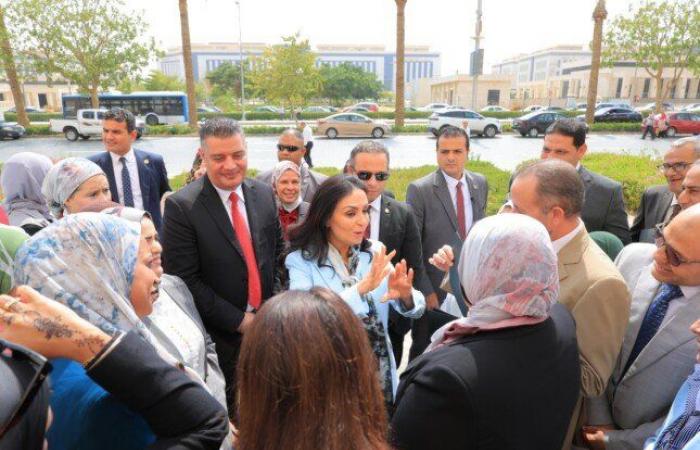 بالبلدي : مايا
      مرسي
      تكرم
      القطاعات
      المتميزة
      بوزارة
      التضامن
      خلال
      أكتوبر
