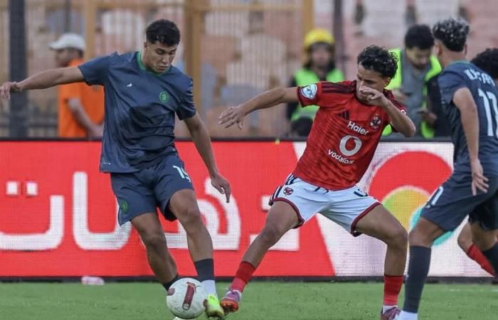 بالبلدي : ترتيب
      الدوري
      المصري
      بعد
      فوز
      الأهلي
      على
      مودرن
      سبورت