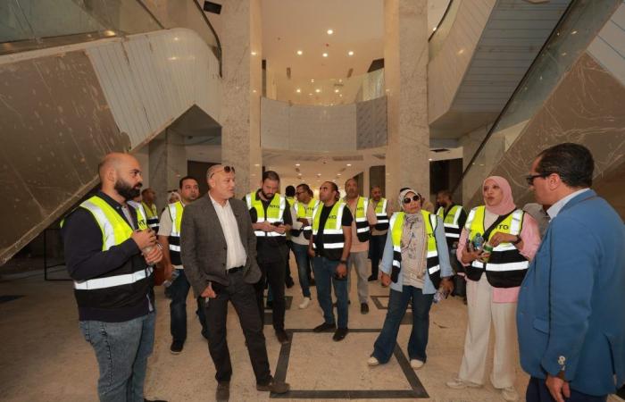بالبلدي : هوم
      تاون
      تنظم
      جولة
      صحفية
      بمشروعاتها
      في
      العاصمة
      الإدارية
      وتبدأ
      تسليم
      الوحدات
      بـ4
      مشروعات