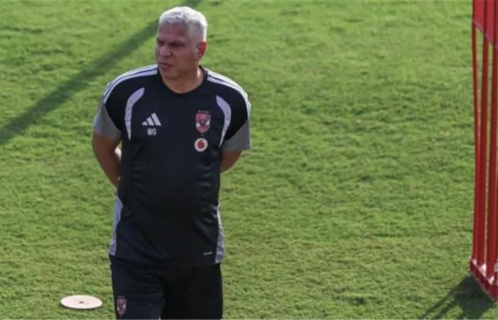 بالبلدي : وائل
      جمعة
      يحذر
      لاعبي
      الأهلي
      عقب
      الفوز
      على
      مودرن
      سبورت:
      لا
      مكان
      لهؤلاء