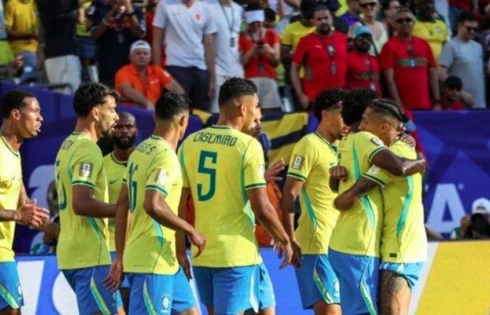 بالبلدي : أنشيلوتي
      يعلن
      قائمة
      منتخب
      البرازيل
      لمواجهتي
      اليابان
      وسنغافورة
      في
      نوفمبر