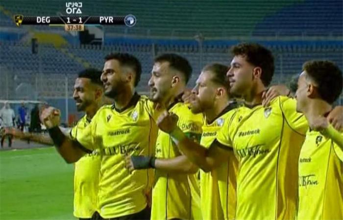 بالبلدي : فيديو
      |
      أحمد
      عابدين
      يسجل
      هدف
      وادي
      دجلة
      الأول
      أمام
      بيراميدز