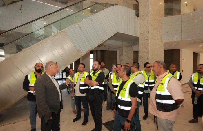 بالبلدي : هوم
      تاون
      تنظم
      جولة
      صحفية
      بمشروعاتها
      في
      العاصمة
      الإدارية
      وتبدأ
      تسليم
      الوحدات
      بـ4
      مشروعات