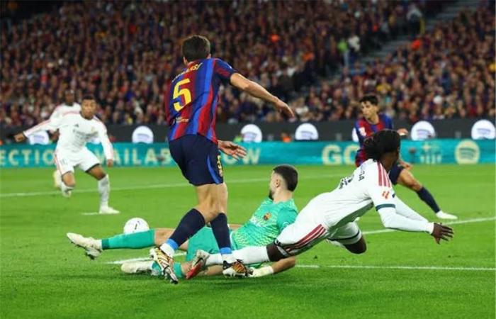 بالبلدي : ماركا:
      إجراء
      هام
      من
      برشلونة
      تجاه
      واقعة
      الاعتداء
      على
      كامافينجا