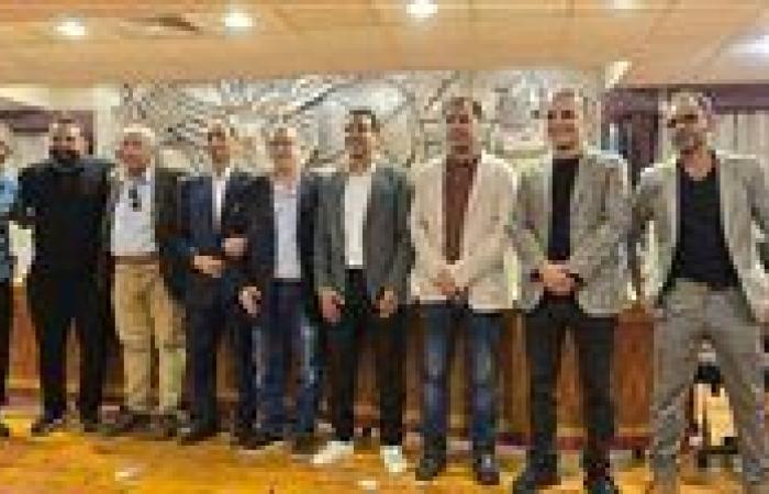 بالبلدي: مجلس
      الزمالك
      بهنىء
      المجلس
      الجديد
      لرابطة
      النقاد
      الرياضيين