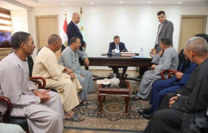 بالبلدي : وزير
      الزراعة
      يكشف
      خطة
      الاستعداد
      لموسم
      القمح
      2026-2027..
      ويعلن
      حزمة
      دعم
      جديدة
      للمزارعين