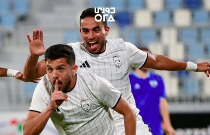 بالبلدي : الشرقية
      إنبي
      يهزم
      القناة
      بثلاثية
      في
      الدوري
      المصري