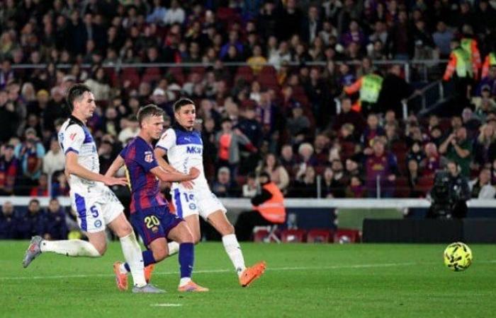بالبلدي : موعد
      مباراة
      برشلونة
      وألافيس
      في
      الدوري
      الإسباني
      والقنوات
      الناقلة