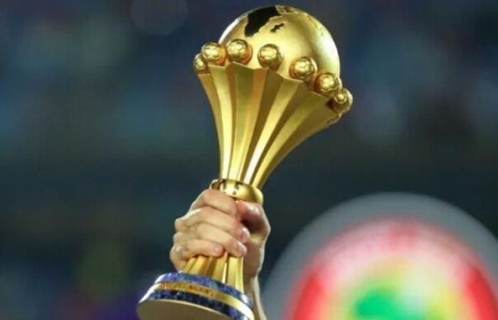بالبلدي : رسميًا..
      الاتحاد
      الإفريقي
      يتراجع
      ويقرر
      عودة
      كأس
      أمم
      إفريقيا
      كل
      عامين
