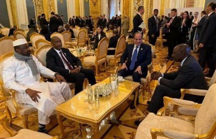 بالبلدي: الرئيس
      السيسي
      يلتقي
      البرهان
      ورئيسي
      كينيا
      ومالي
      بموسكو