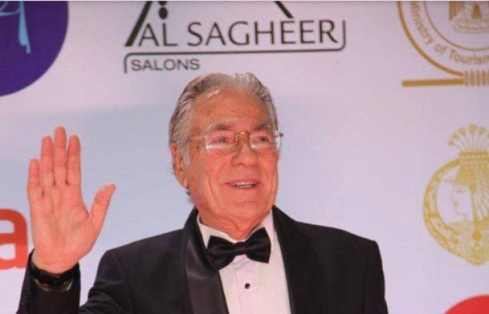 بالبلدي : في
      ذكرى
      رحيله..
      سر
      رفض
      مصطفى
      فهمي
      العمل
      مع
      الزعيم
      3
      مرات