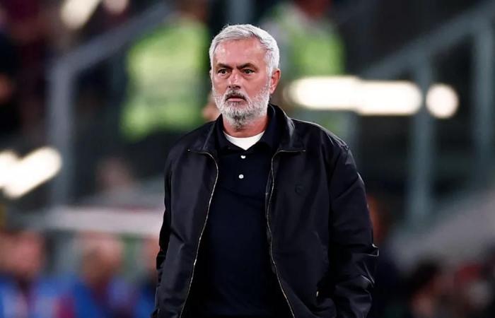 بالبلدي : مورينيو
      يتلقى
      دفعة
      إيجابية
      قبل
      مباراة
      راسينج..
      وشكوك
      حول
      لاعب
      ريال
      مدريد