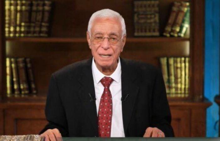 بالبلدي: حسام
      موافي
      يحذر
      من
      مضاعفات
      القدم
      السكري
      بعد
      بتر
      الأصابع..
      ويوجه
      نصيحة
      مهمة
      لمرضى
      السكر