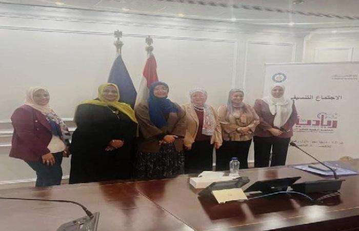 بالبلدي : جامعة
      أسوان
      تشارك
      في
      الاجتماع
      التنسيقي
      الأول
      لشركاء
      الحاضنة
      الرقمية
      بوزارة
      الاتصالات