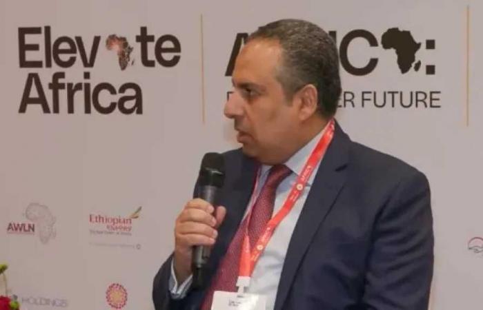 سفير
      مصر
      لدى
      غانا:
      تعزيز
      التجارة
      البينية
      الإفريقية
      يواجه
      تحديات
      رغم
      الإرادة
      السياسية