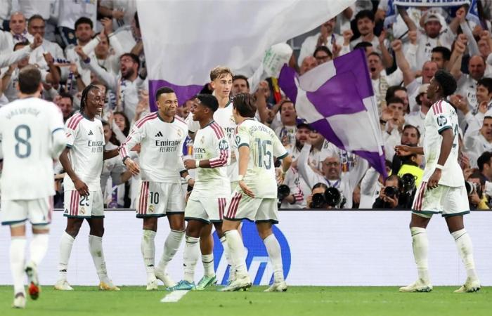 بالبلدي : بسبب
      مباراة
      برشلونة..
      دور
      محوري
      لـ
      لاعب
      ريال
      مدريد
      مع
      مورينيو