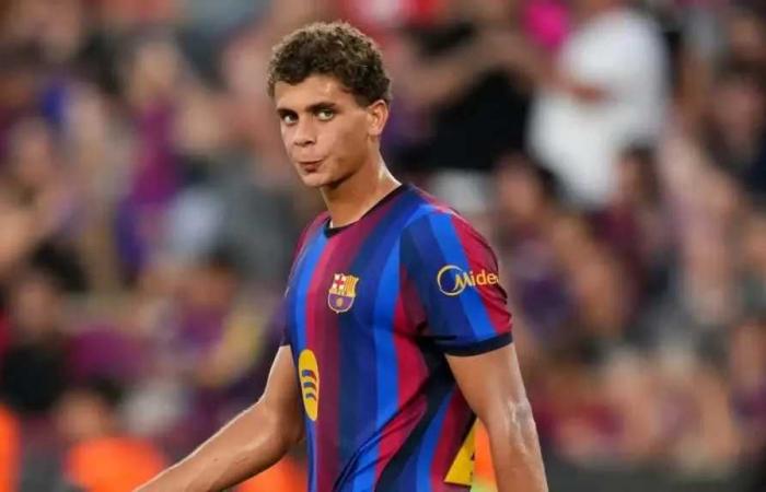 حمزة
      عبدالكريم
      على
      مقاعد
      بدلاء
      برشلونة
      أمام
      الافيس