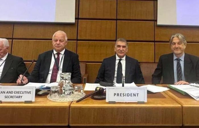 بالبلدي: ازي
      الحال|
      130
      منظمة
      حقوقية
      تطالب
      بمنح
      المؤسسات
      الإعلامية
      المستقلة
      التراخيص
      دون
      تمييز..
      خروج
      10
      إلى
      15
      مليار
      دولار
      من
      الأموال
      الساخنة..
      مصر
      تتولى
      رئاسة
      الدورة
      الـ
      15
      لـ”مكافحة
      الفساد”
